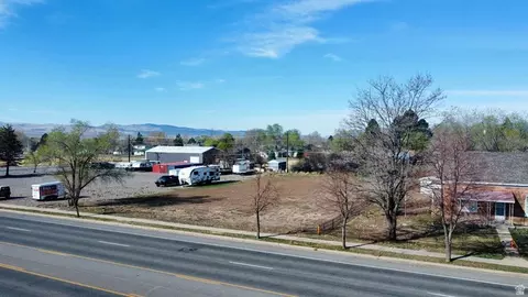 495 N Main St, Beaver, UT 84713 photo 2