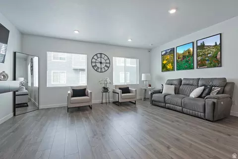 Living - 3944 N Eagle Point Ln N, Eagle Mountain, UT 84005 photo 1 of 2