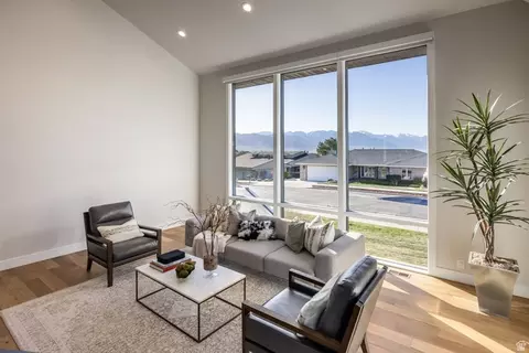 195 E North Sandrun Rd, Salt Lake City, UT 84103