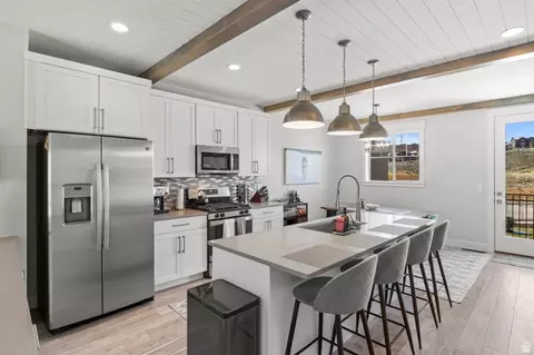 Kitchen - 1025 W Wasatch Spring Rd #Q5, Hideout, UT 84036 photo 2 of 2