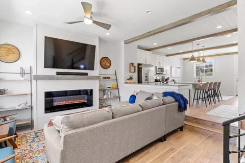 Living - 1025 W Wasatch Spring Rd #Q5, Hideout, UT 84036 photo 1 of 1
