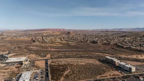 Undisclosed, Hurricane, UT 84737 photo 59