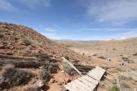 10495 E 7750 N, Lapoint, UT 84039 photo 42