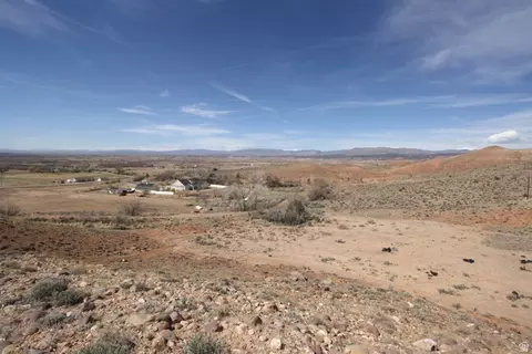 10495 E 7750 N, Lapoint, UT 84039 photo 8