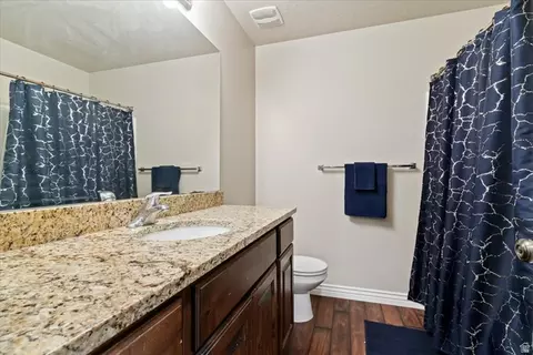 Bath - 1809 E Whitetail Dr, Layton, UT 84040 photo 3 of 3