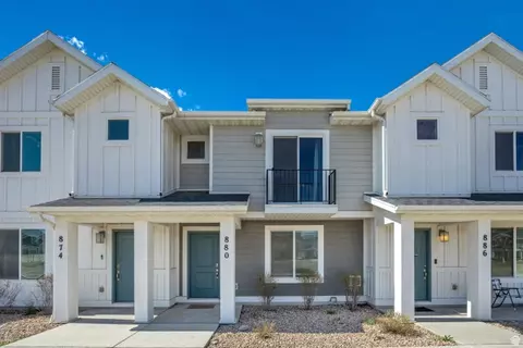 880 N Herman Dr, Lehi, UT 84043