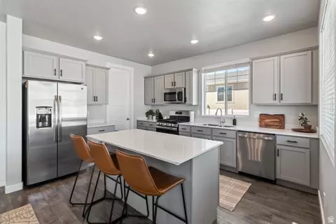Kitchen - 1395 E Kelsey Dr, Eagle Mountain, UT 84005 photo 1 of 2