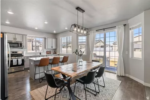Dining - 1395 E Kelsey Dr, Eagle Mountain, UT 84005 photo 2 of 2
