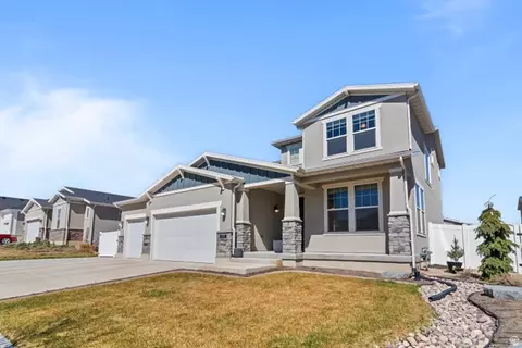 Exterior - 1395 E Kelsey Dr, Eagle Mountain, UT 84005 photo 6 of 6