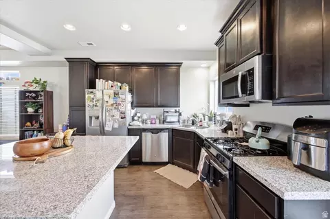 Kitchen - 707 E 380 S, American Fork, UT 84003 photo 2 of 2