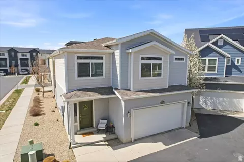 Exterior - 707 E 380 S, American Fork, UT 84003 photo 7 of 8