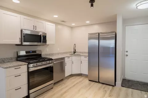 5600 Meadow Ln #144, South Ogden, UT 84403