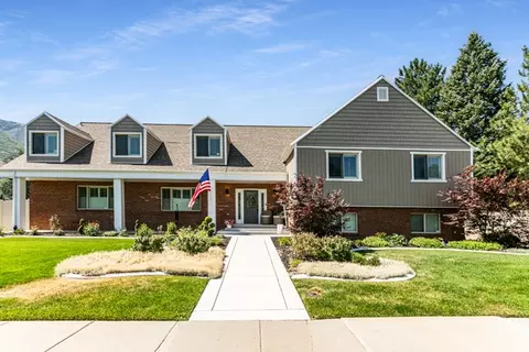 2148 E Pinecrest Ln S, Sandy, UT 84092