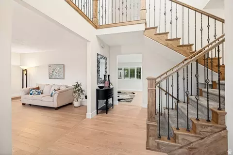 Entry Way - 2148 E Pinecrest Ln S, Sandy, UT 84092 photo 1 of 2
