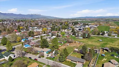 View/Area - 415 E 1st S, Preston, ID 83263 photo 3 of 14