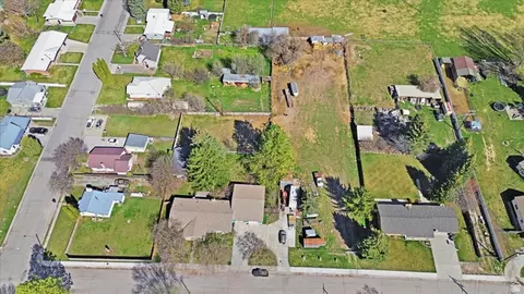 View/Area - 415 E 1st S, Preston, ID 83263 photo 1 of 14