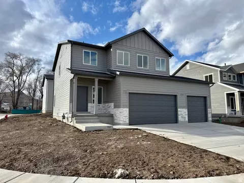 2776 S Saysay Way, Magna, UT 84044