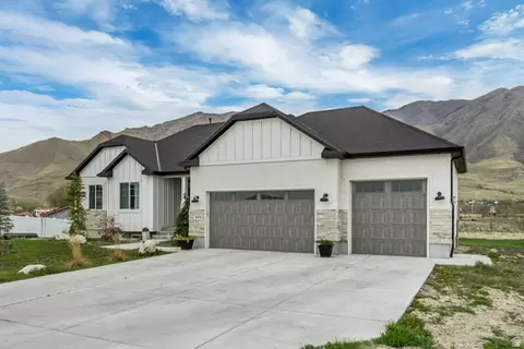 Exterior - 1676 E Coreys Ct, Lake Point, UT 84074 photo 3 of 6