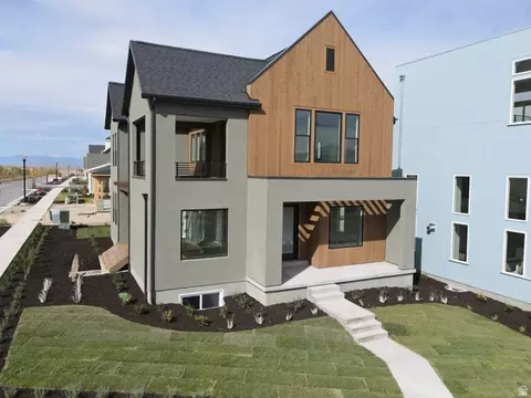 6824 W South Jordan Pkwy S #469, South Jordan, UT 84009