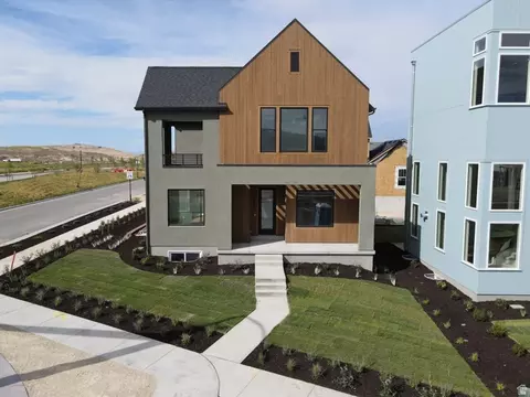 6824 W South Jordan Pkwy S #469, South Jordan, UT 84009