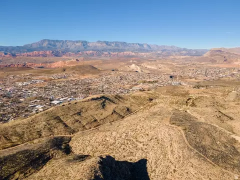 Undisclosed, Hurricane, UT 84737 photo 8