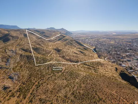 Undisclosed, Hurricane, UT 84737 photo 4
