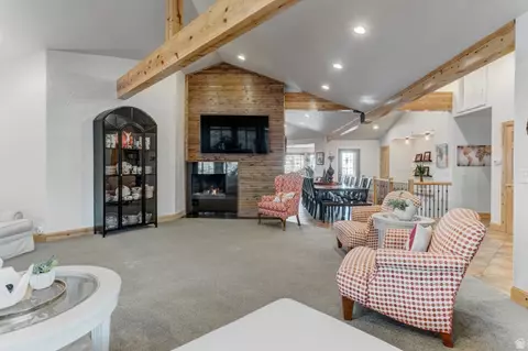 Living - 775 E 1500 S, Bountiful, UT 84010 photo 2 of 6