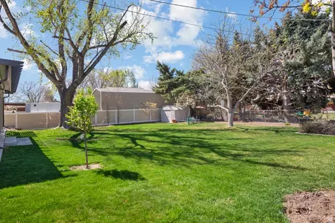 Exterior - 453 N 650 E, Orem, UT 84097 photo 4 of 10