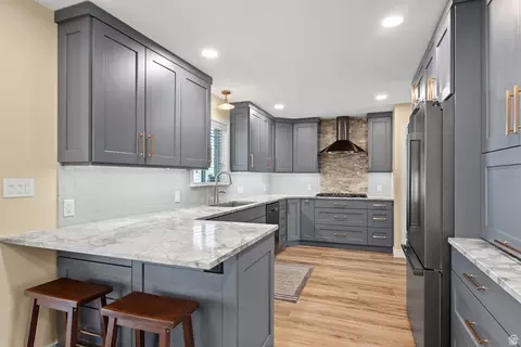 Kitchen - 453 N 650 E, Orem, UT 84097 photo 2 of 6