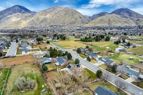 View/Area - 1697 N 500 W, Mapleton, UT 84664 photo 3 of 15