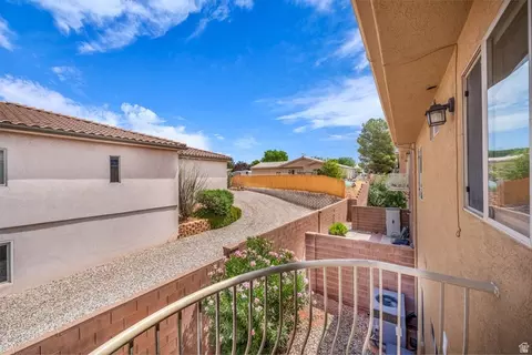 700 N Main St #E6, Washington, UT 84780 photo 9