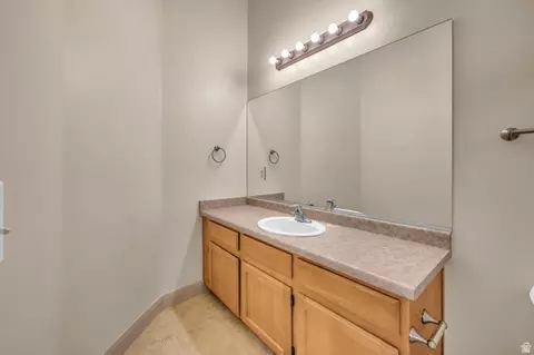700 N Main St #E6, Washington, UT 84780 photo 12
