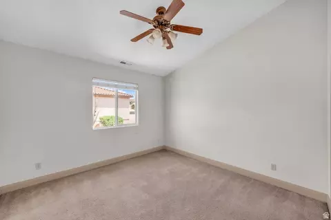 700 N Main St #E6, Washington, UT 84780 photo 10