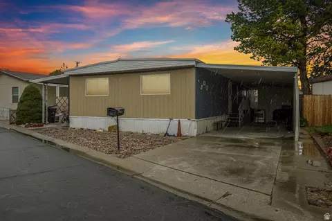 1146 W Carmellia Dr #33, Taylorsville, UT 84123