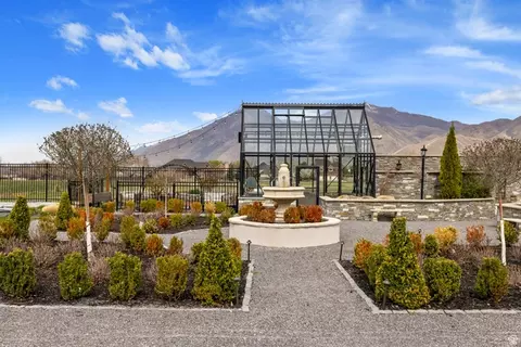 Exterior - 684 Lookout Point Dr, Mapleton, UT 84664 photo 17 of 37