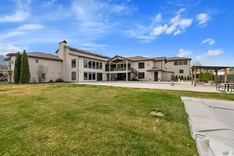 Exterior - 684 Lookout Point Dr, Mapleton, UT 84664 photo 12 of 37
