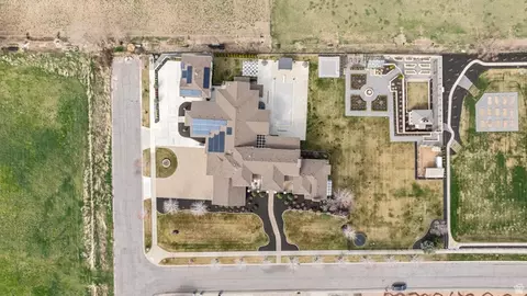 View/Area - 684 Lookout Point Dr, Mapleton, UT 84664 photo 5 of 11