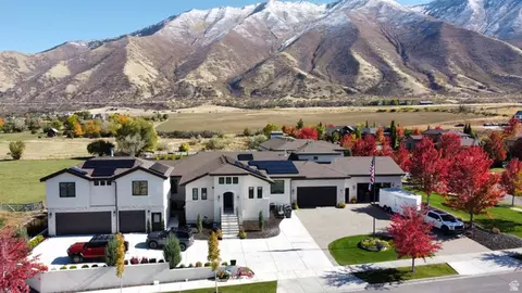 Exterior - 684 Lookout Point Dr, Mapleton, UT 84664 photo 4 of 37