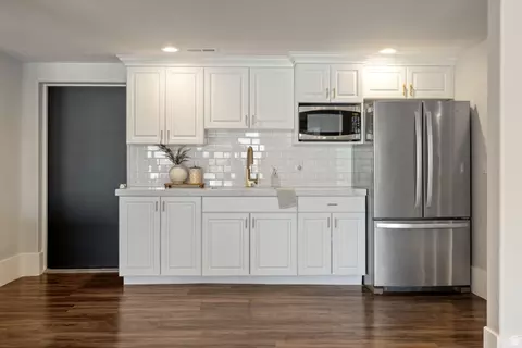 Kitchen - 684 Lookout Point Dr, Mapleton, UT 84664 photo 4 of 6