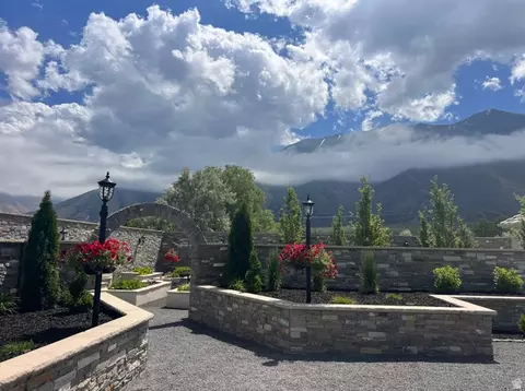 Exterior - 684 Lookout Point Dr, Mapleton, UT 84664 photo 22 of 37