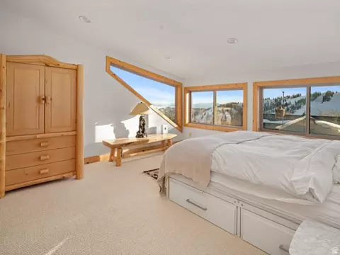 Bedroom - 6781 N Chaparral Dr, Eden, UT 84310 photo 4 of 11