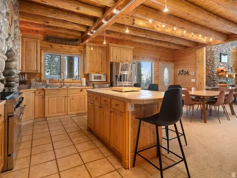 Kitchen - 6781 N Chaparral Dr, Eden, UT 84310 photo 5 of 6