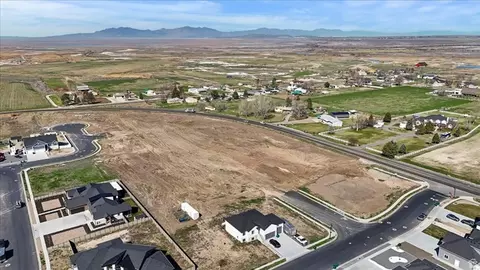 5800 W 4050 S, Hooper, UT 84315 photo 9
