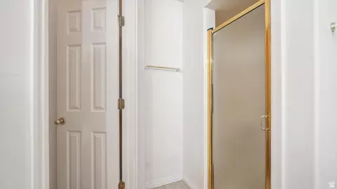 Bath - 342 W 350 N, Orem, UT 84057 photo 2 of 4