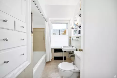 Bath - 341 E Blvd, Logan, UT 84321 photo 6 of 7