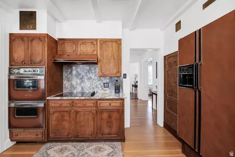 Kitchen - 341 E Blvd, Logan, UT 84321 photo 4 of 5