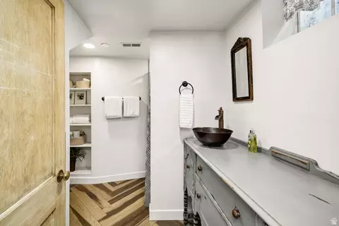 Bath - 341 E Blvd, Logan, UT 84321 photo 7 of 7