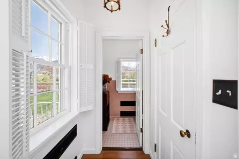 Entry Way - 341 E Blvd, Logan, UT 84321 photo 3 of 8