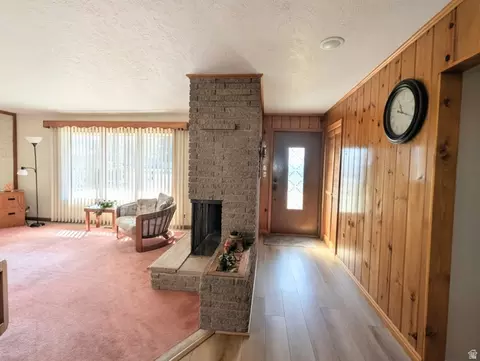 Entry Way - 75 W 400 N, Smithfield, UT 84335 photo 1 of 2