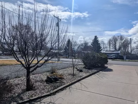 Exterior - 75 W 400 N, Smithfield, UT 84335 photo 2 of 15